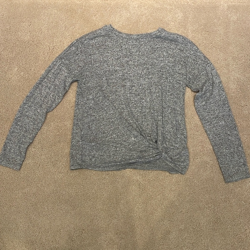 Target gray heathered thin sweater, tag cut but size S